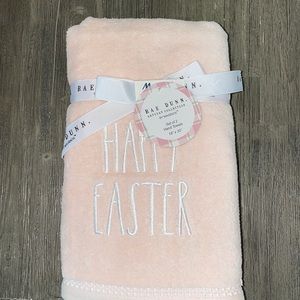 Rae Dunn “Happy Easter” set of 2 hand towels